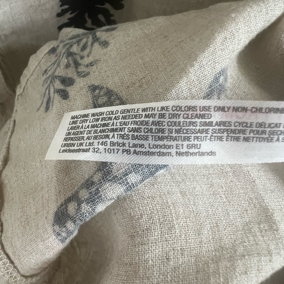 NWT new MEDIUM by Anthropologie button down linen shirt beach shell print tan - Picture 13 of 17